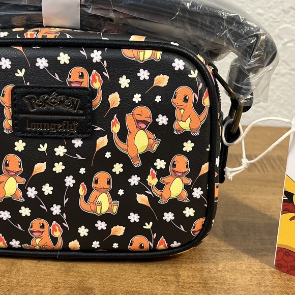 Loungefly Pokemon Charmander Black Floral Crossbody Bag NWT - Picture 5 of 13